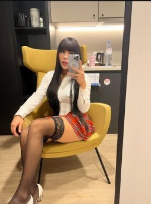 Транссексуалка Сабрина